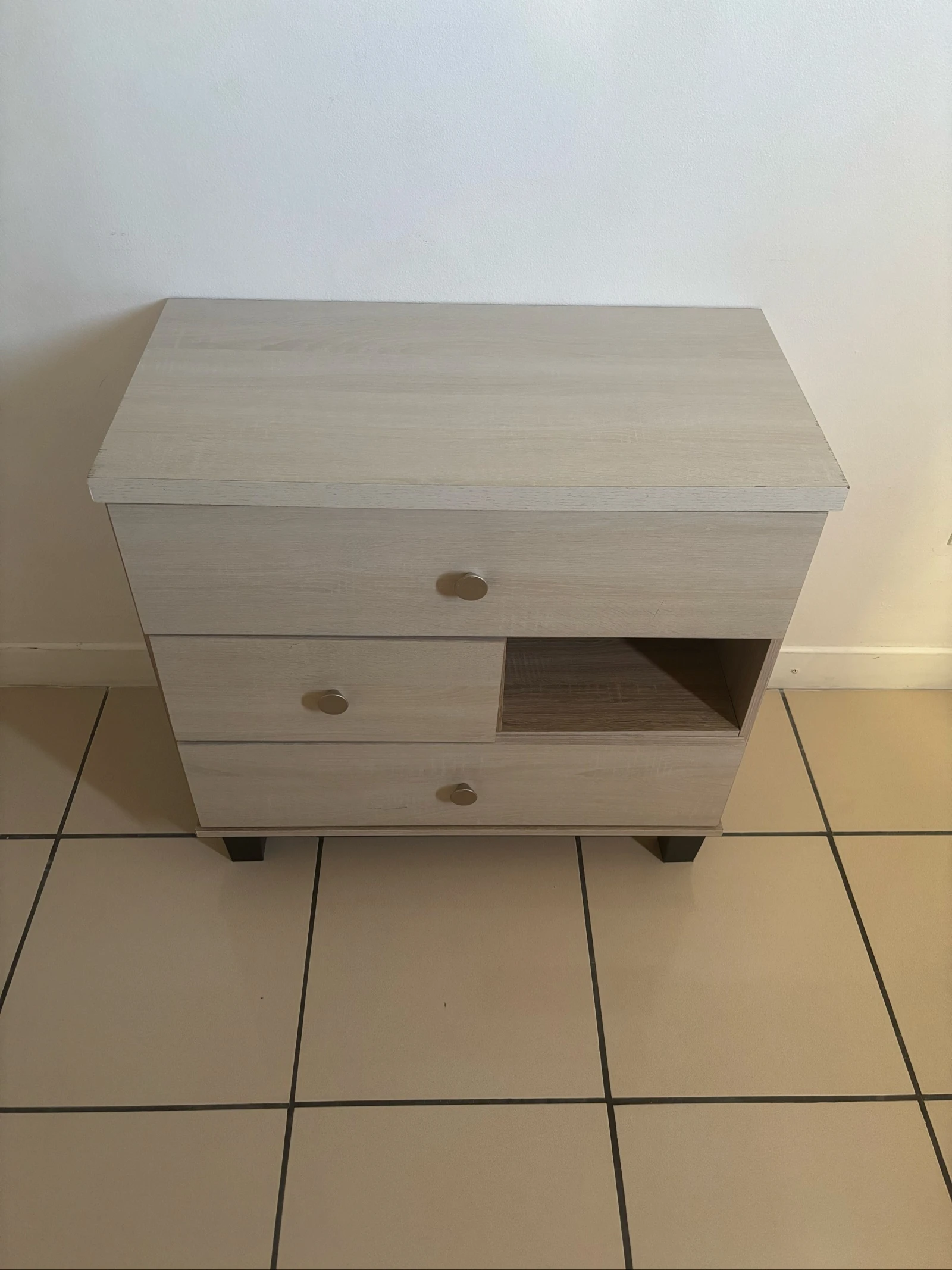 Commode 